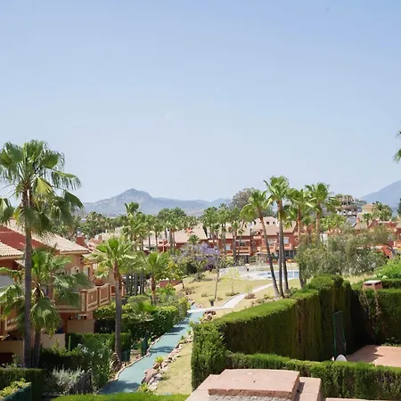 Nyaraló 4 Bedroom House Near Marbella Beach